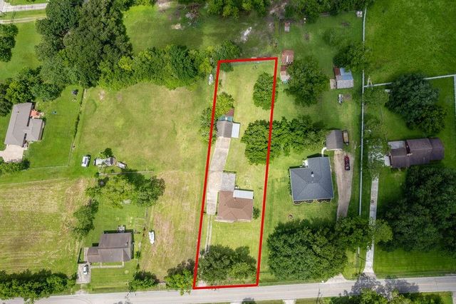 1624 Texas Ave, League City, TX 77573