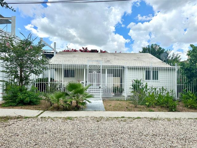 5223 Schuler, Houston, TX, 77007