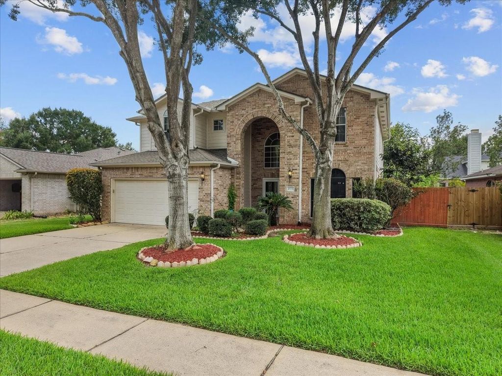 10004 Dawn Brook Dr