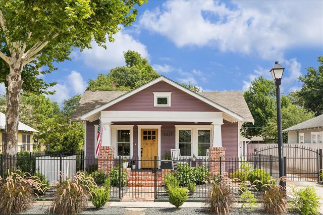 1019 14th, Houston, TX, 77009