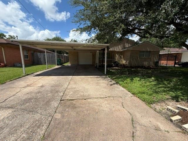 402 Dunwick, Pasadena, TX, 77502