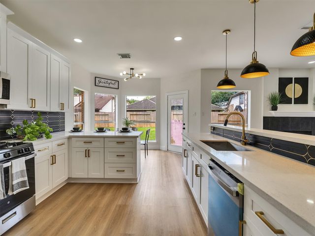246 Cedar Elm, Sugar Land, TX, 77479