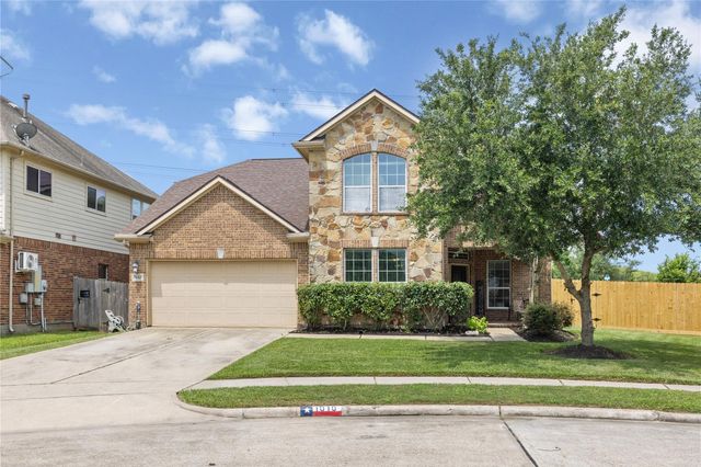  1010 Nantucket St, Pasadena, TX 77503