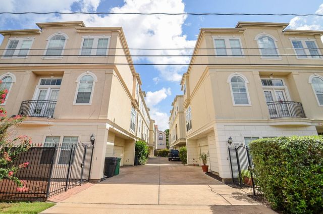 5208 Blossom, Houston, TX, 77007