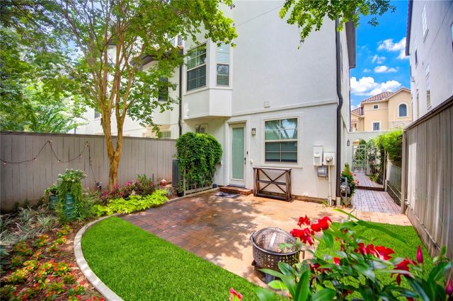  16011 Morgan St, Sugar Land, TX 77478