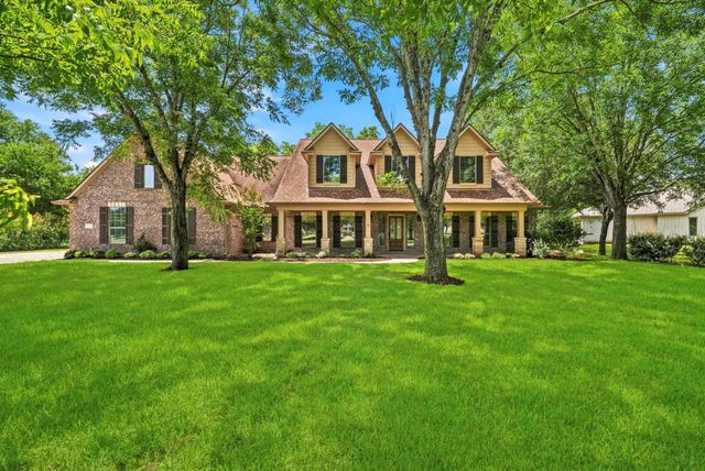  32415 Waterhouse Ct, Fulshear, TX 77441