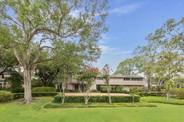 626 Rocky River Road, Houston, TX, 77056