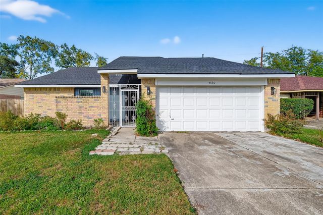 5530 Oak Falls, Houston, TX, 77066