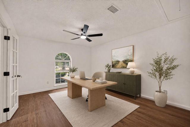  16303 Townes Rd, Friendswood, TX 77546