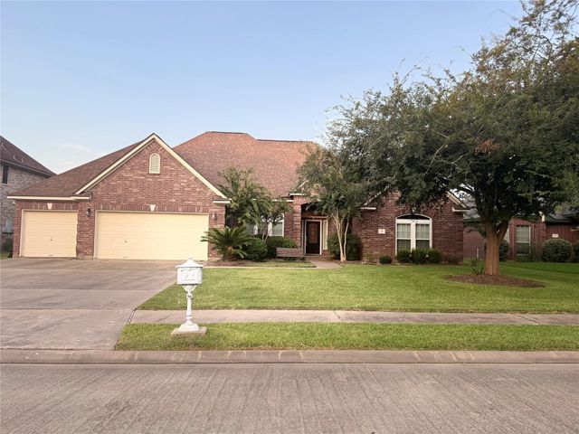 54 Southernwood, Lake Jackson, TX, 77566