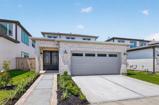  4310 Avron Dr, Stafford, TX 77477