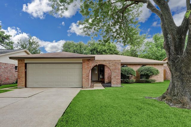  8502 Snowbank Dr, Houston, TX 77064