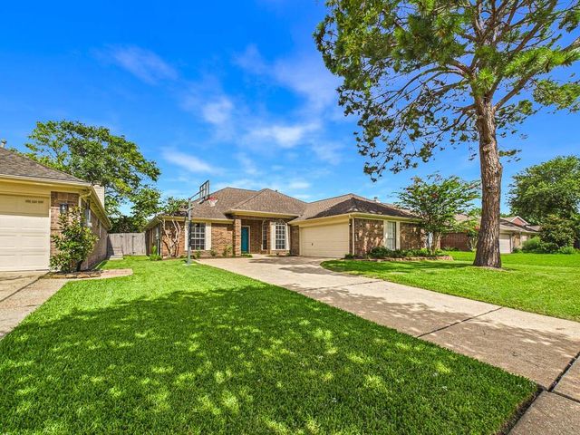 211 Hollander, League City, TX, 77573