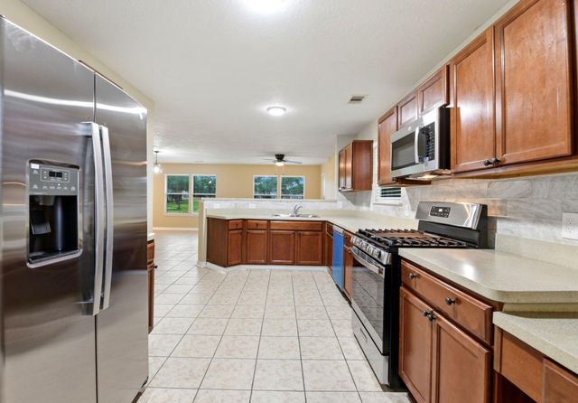 1230 Grassy View, Houston, TX 77073