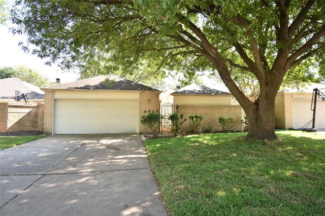 4023 Summit Valley, Houston, TX, 77082