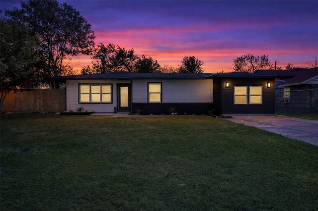 6152 Doulton, Houston, TX, 77033