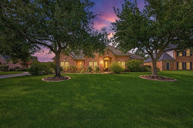  5219 Waterbeck St, Fulshear, TX 77441