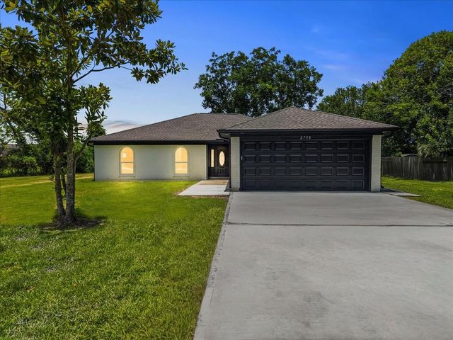  2730 Mary Ln, Dickinson, TX 77539