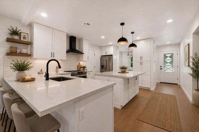 61 Wavy Oak, Spring, TX, 77381