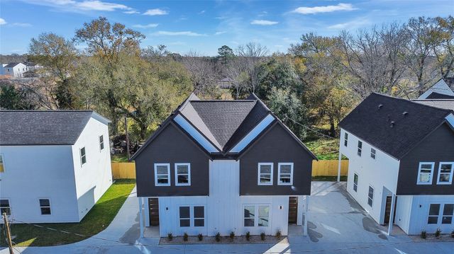 5126 Clover, Houston, TX, 77033