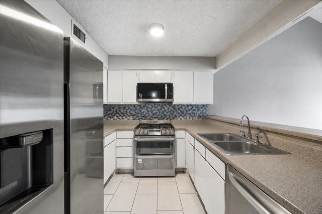 13621 Garden Grove, Houston, TX, 77082