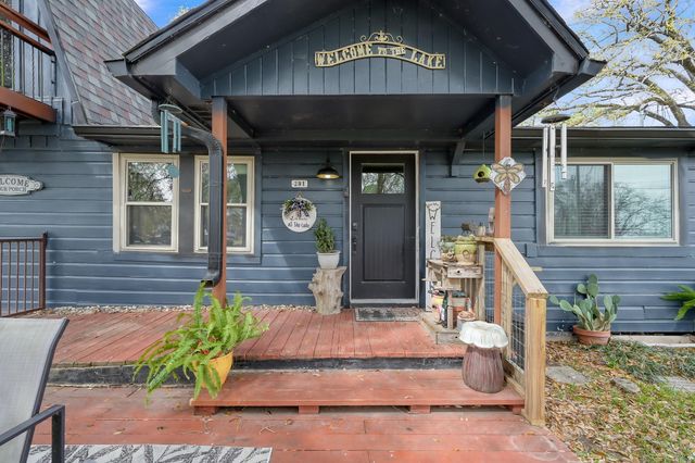 281 Shady Oaks, Point Blank, TX, 77364
