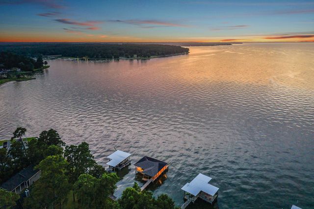 40 Pebble Beach, Coldspring, TX, 77331