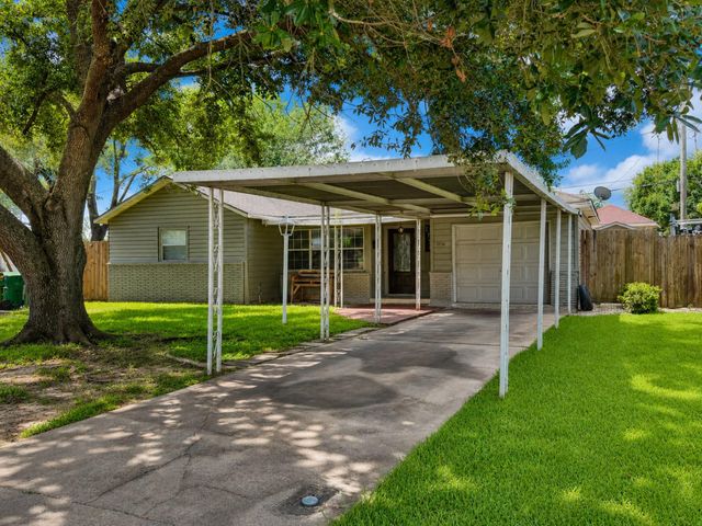 1110 Linwood