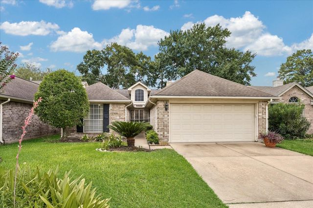  12906 Sandri Ln, Houston, TX 77077