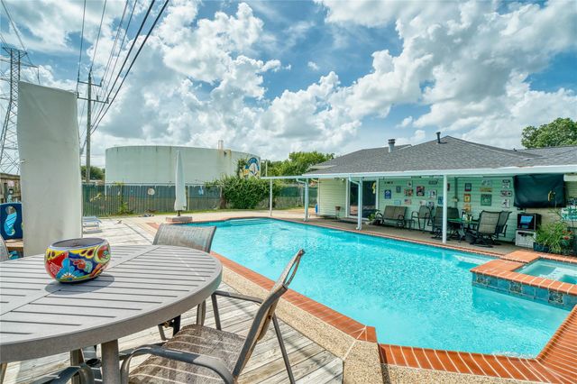3210 Flamborough, Pasadena, TX, 77503