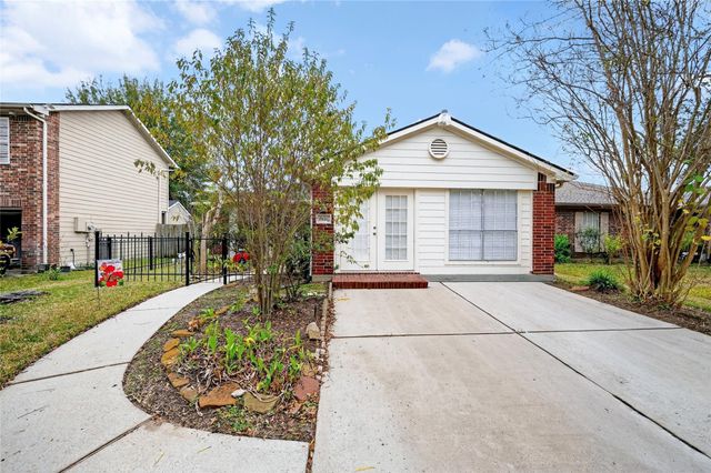 2135 Falling Oaks, Houston, TX, 77038