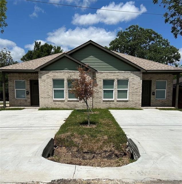 8006 Bowen, Houston, TX, 77051