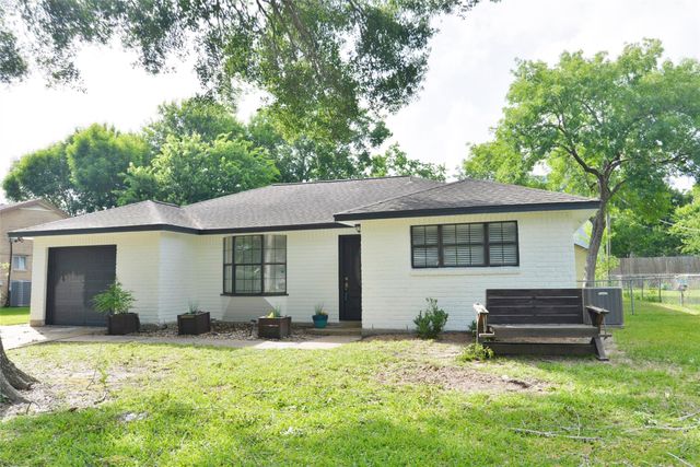 536 Castlelake, Friendswood, TX, 77546
