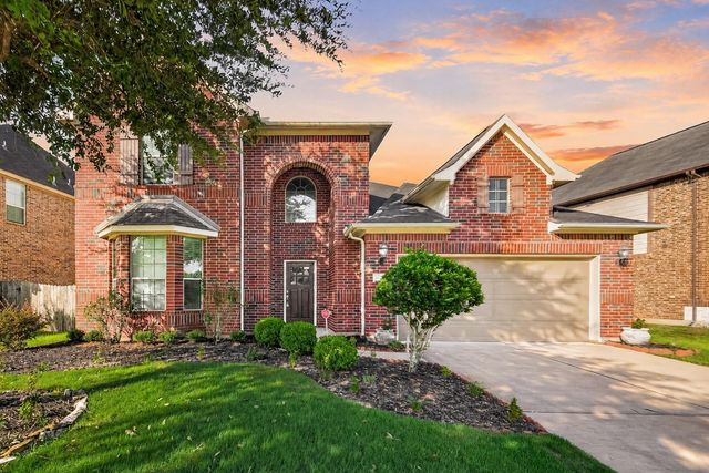  6638 Miller Shadow Ln, Sugar Land, TX 77479