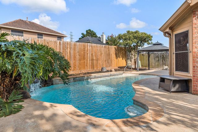 310 Cedar Lake, League City, TX, 77573