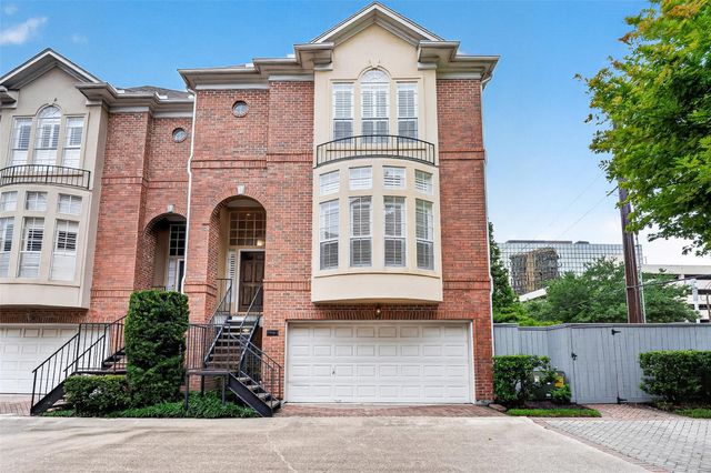  5202 Sagecircle St S, Houston, TX 77056