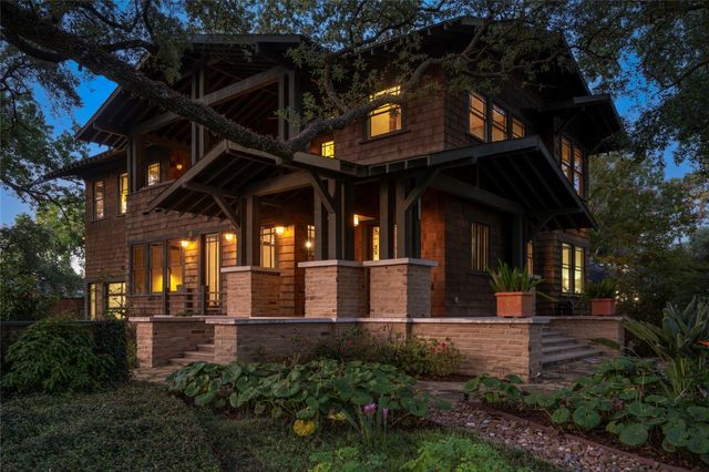  1090 Lamonte Ln, Houston, TX 77018