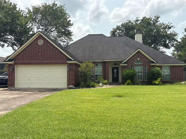 308 Williamsburg, Clute, TX, 77531