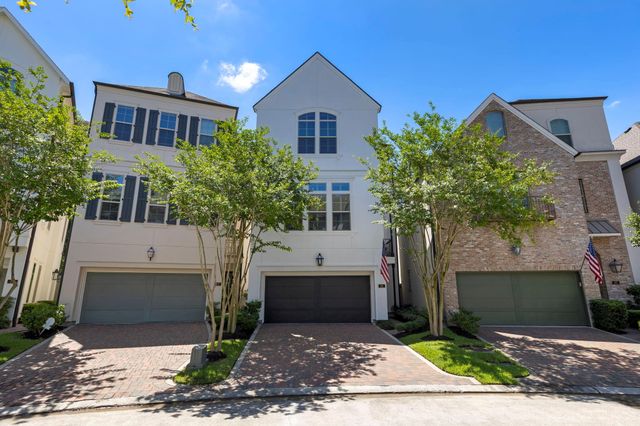  66 Wooded Park Pl, The Woodlands, TX 77380
