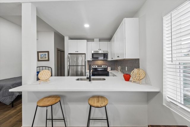 1224 Welch, Houston, TX, 77006