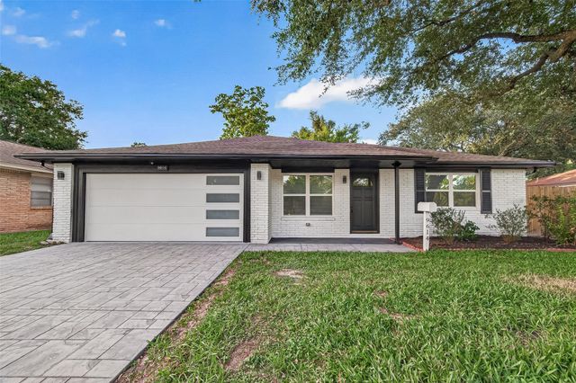 9614 Hammerly, Houston, TX, 77080