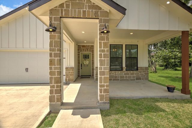  502 S Carroll St, La Porte, TX 77571