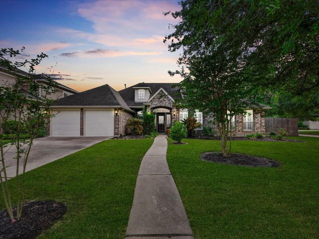  5323 Mindy Park Ct, Houston, TX 77069