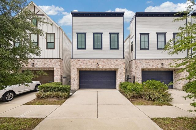 826 Nadine St, Houston, TX 77009