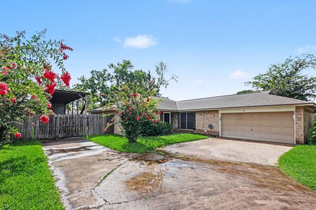  7307 Willow Oak Dr, Baytown, TX 77521