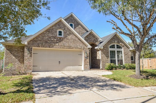  22011 Larchmont Ct, Richmond, TX 77469