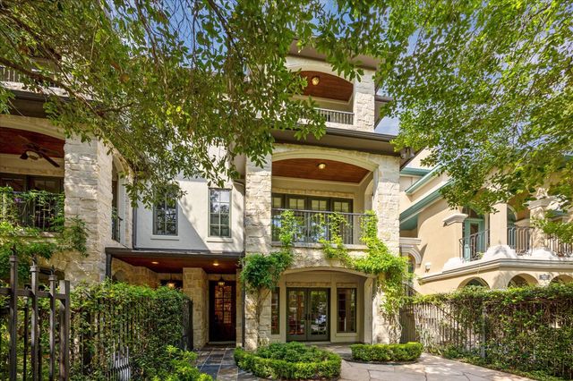  6308 Pickens St B, Houston, TX 77007