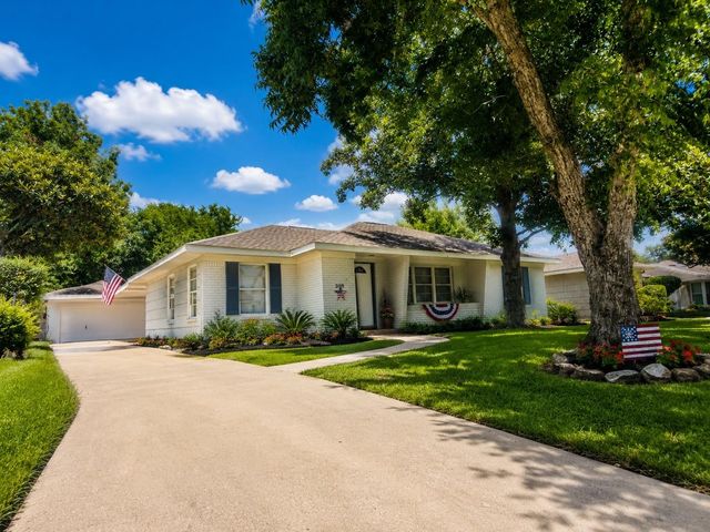 3118 Castlewood, Houston, TX, 77025
