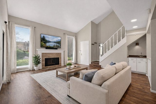  8100 Cambridge St #80, Houston, TX 77054