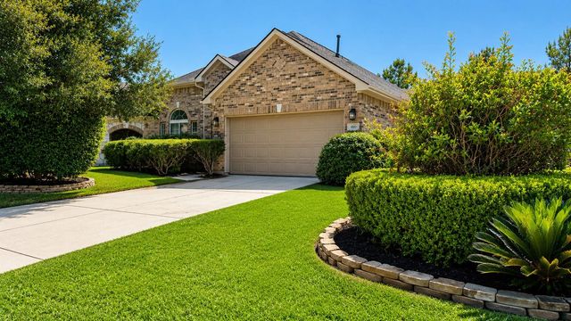 99 Lasting Spring, The Woodlands, TX, 77389